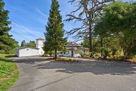 Photo of 7357 Covey Road, Forestville, CA 95436 (MLS # 326008591)