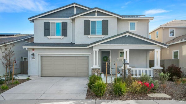 821 COSMOS DR, VACAVILLE, CA 95687 - Image 6f784a3ce007e561b4b2b30da3ad8d5b/1778328473