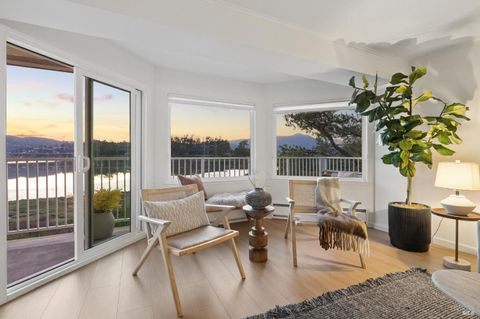 Photo of 160 Seminary Drive #1E, Mill Valley, CA 94941 (MLS # 326029484)