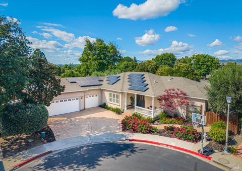 Photo of 10 Brooke Court, Napa, CA 94558 (MLS # 326047517)
