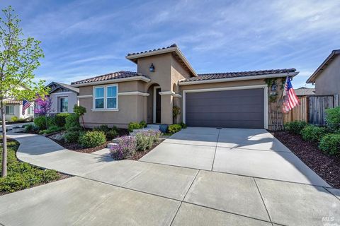 Photo of 5708 Kassandra Place, Rohnert Park, CA 94928 (MLS # 326025429)