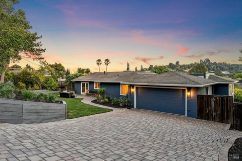 Photo of 87 Bay Vista Drive, Mill Valley, CA 94941 (MLS # 326067945)