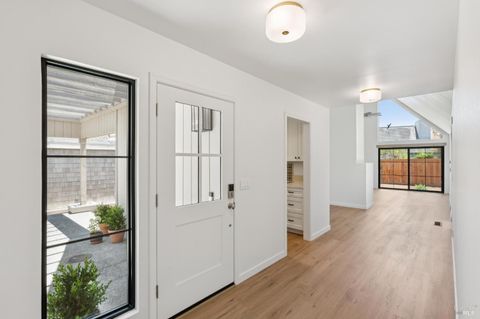 Photo of 762 Crocus Drive, Sonoma, CA 95476 (MLS # 326048574)