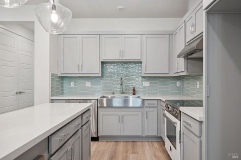 Photo of 218 Verandah Avenue, Novato, CA 94945 (MLS # 326030346)