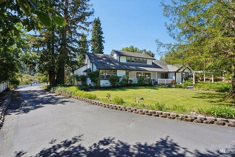 Photo of 822 Robinson Road, Sebastopol, CA 95472 (MLS # 326072805)