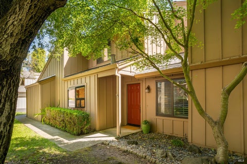 Photo of 4 California Condor Way, Novato, CA 94949 (MLS # 326041078)