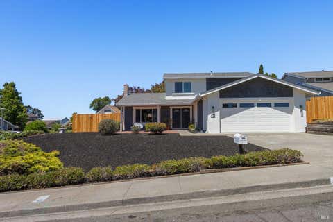Photo of 329 Larkin Court, Benicia, CA 94510 (MLS # 326056402)