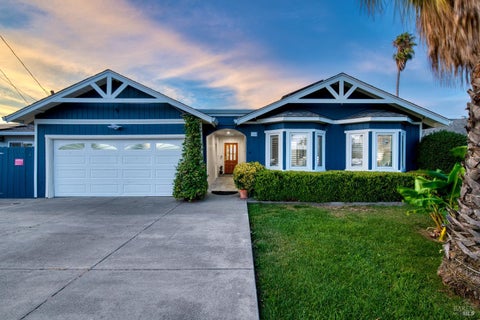 Photo of 133 Montego Key, Novato, CA 94949 (MLS # 326071016)