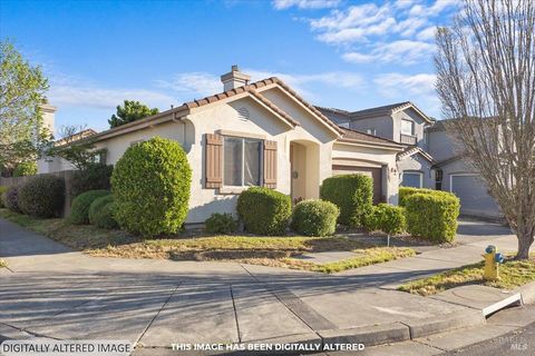 Photo of 1439 Birdie Drive, Windsor, CA 95492 (MLS # 326022465)