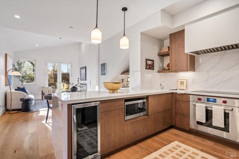 Photo of 532 Grove Street, Healdsburg, CA 95448 (MLS # 326010849)