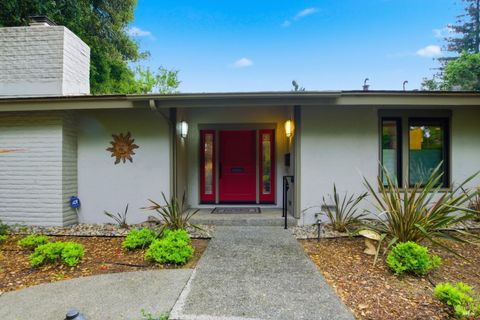 Photo of 150 Milliken Creek Drive, Napa, CA 94558 (MLS # 326025105)