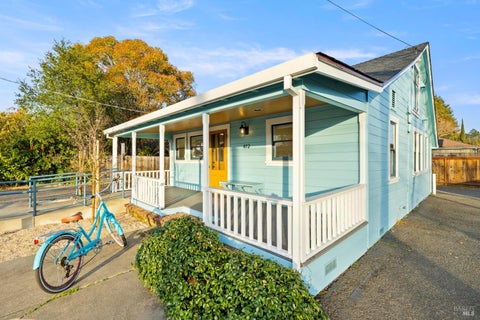 Photo of 472 5th Street W, Sonoma, CA 95476 (MLS # 326009346)
