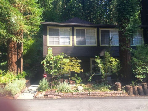 Photo of 14592 Canyon 1 Road, Guerneville, CA 95446 (MLS # 326066498)