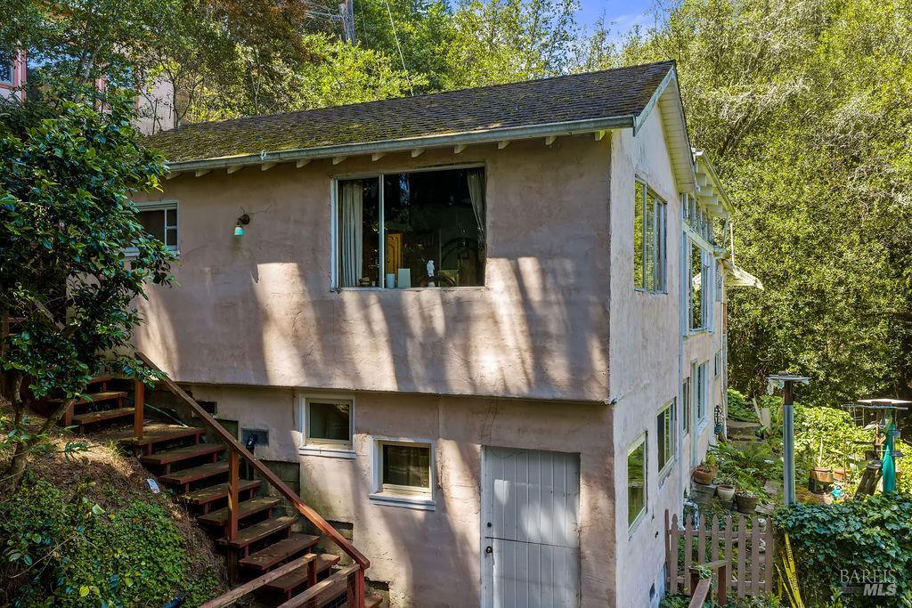 51 Monte Cimas Avenue