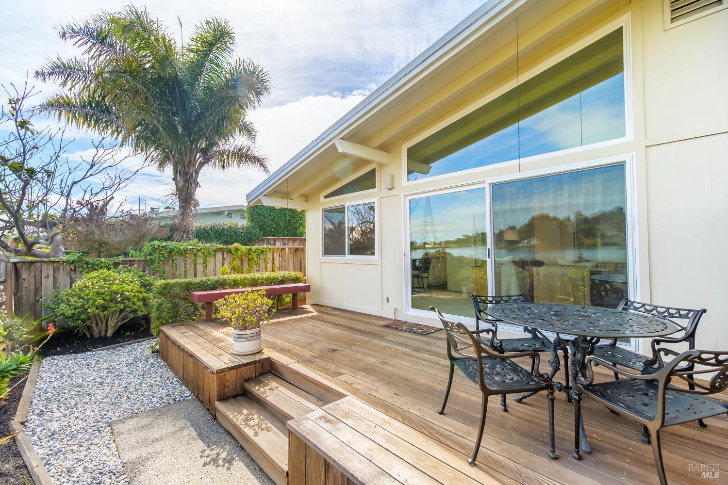 50 Porto Bello Drive