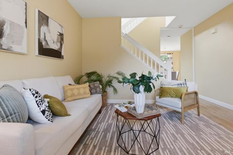 Photo of 502 Clearwater Oak Court, Fairfield, CA 94534 (MLS # 326046352)