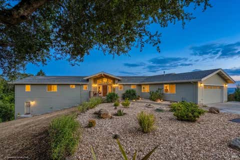 Photo of 5231 Vista Grande Drive, Santa Rosa, CA 95403 (MLS # 326058800)