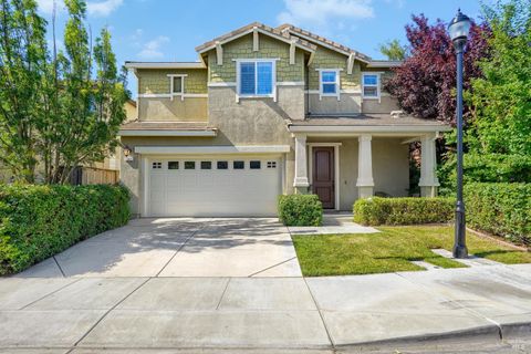 Photo of 1245 Dartmouth Circle, Dixon, CA 95620 (MLS # 326046099)