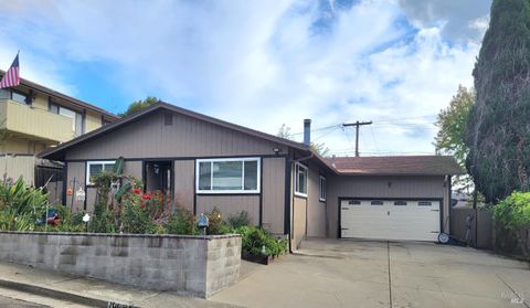 Photo of 1448 O Hare Drive, Benicia, CA 94510 (MLS # 326032481)