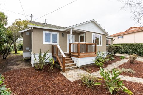 Photo of 101 Vendola Drive, San Rafael, CA 94903 (MLS # 326041771)
