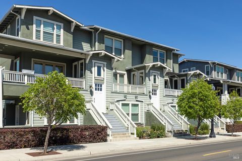Photo of 1720 3rd Street, Napa, CA 94559 (MLS # 326034306)