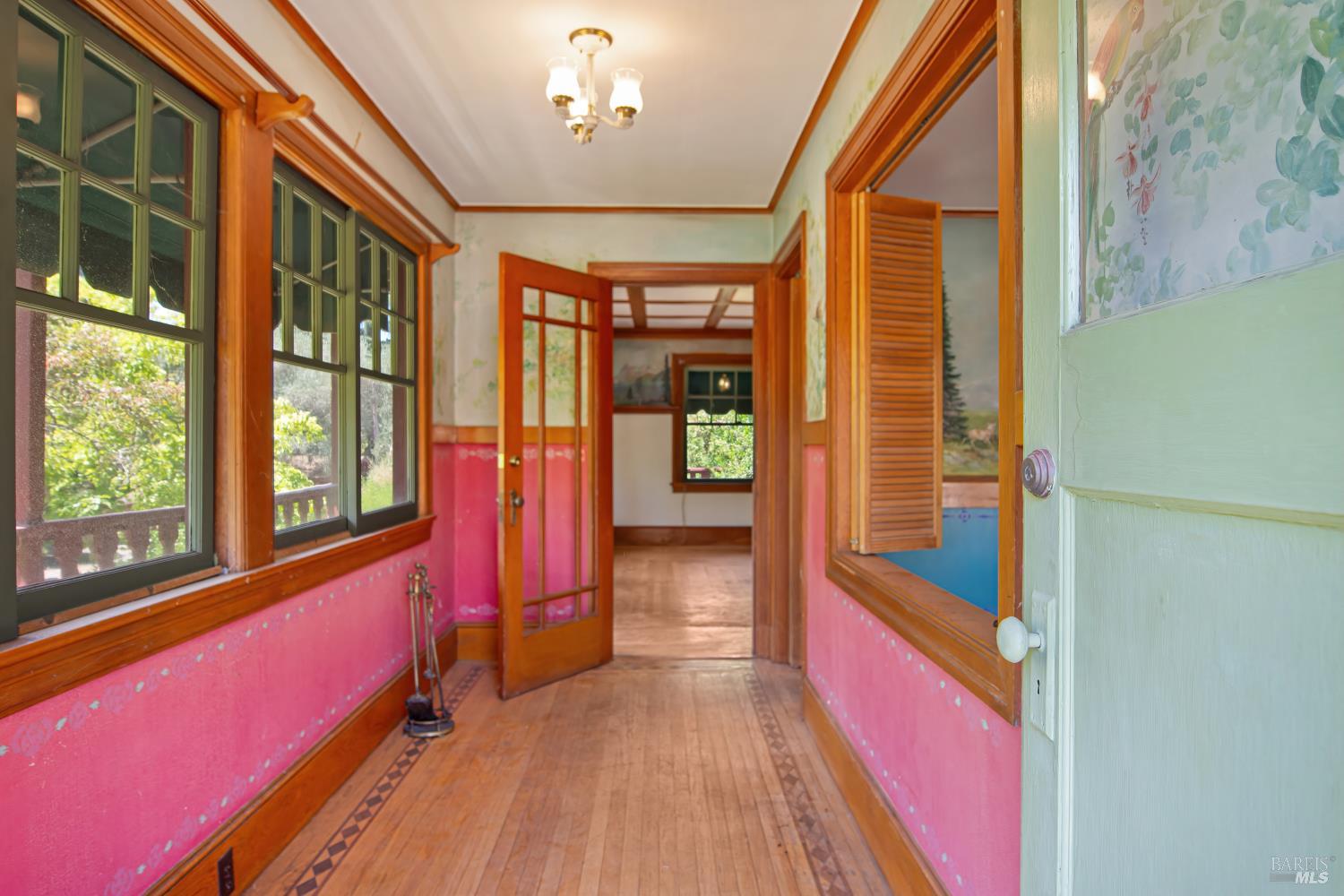 18935 5th Street W