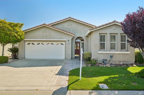 Photo of 255 Rivercliff Drive, Rio Vista, CA 94571 (MLS # 326039653)