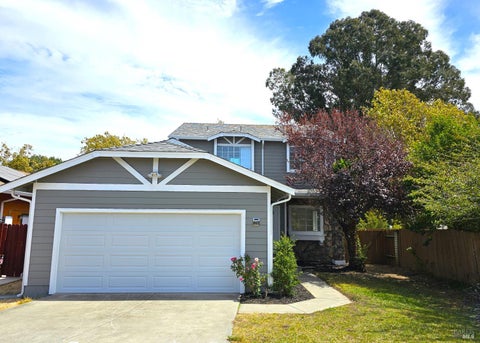 Photo of 1001 Camellia Court, Suisun City, CA 94585 (MLS # 326071520)