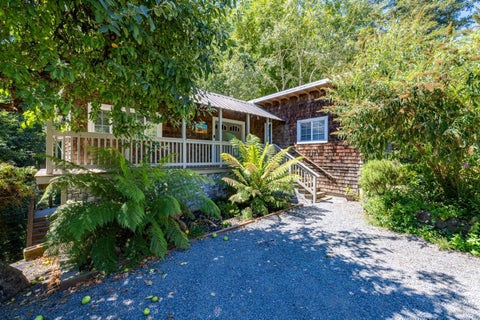 Photo of 212 Farrell Drive, Forestville, CA 95436 (MLS # 326064133)