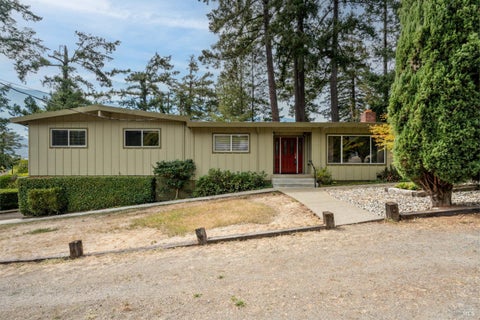 Photo of 1691 Crane Road, Ukiah, CA 95482 (MLS # 326078573)