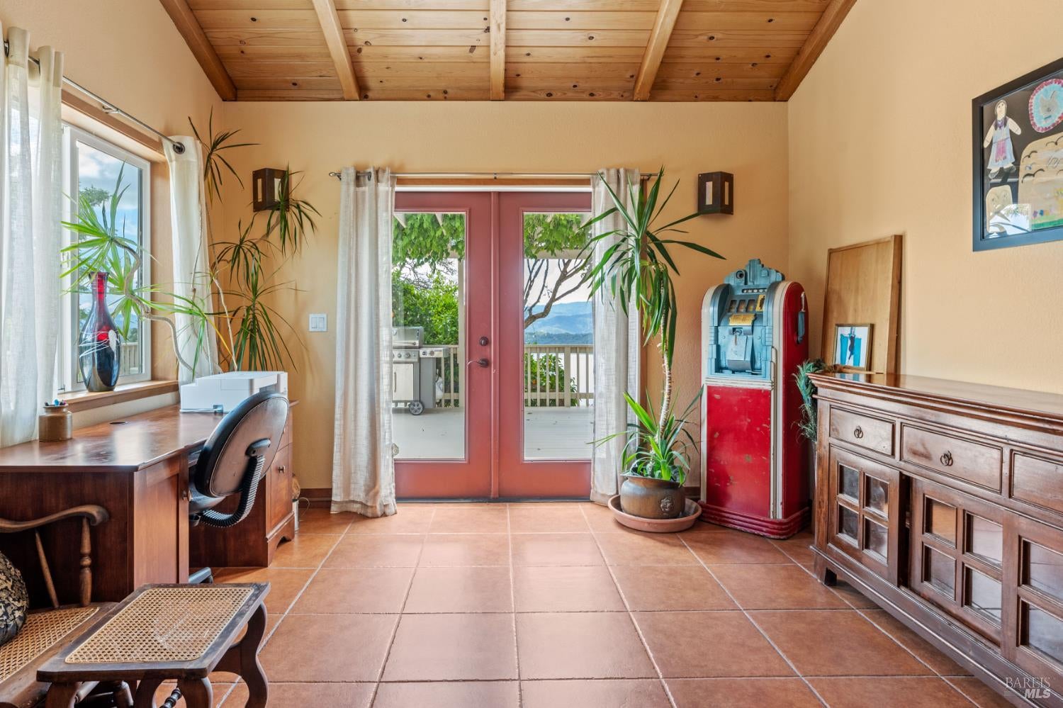 Ukiah, California, 95482, United States, 3 Bedrooms Bedrooms, ,2 BathroomsBathrooms,Residential,Active,2030085