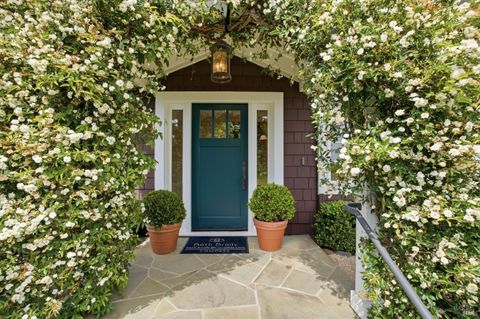 Photo of 32 Edgewood Avenue, Mill Valley, CA 94941 (MLS # 326023975)