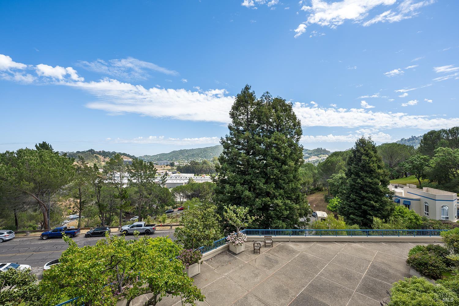100 Thorndale Drive Unit: #360