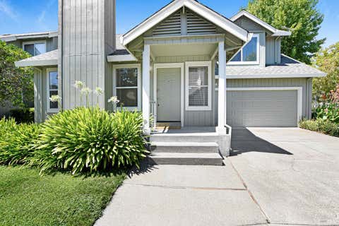 Photo of 660 Gregory Circle, Sonoma, CA 95476 (MLS # 326068897)