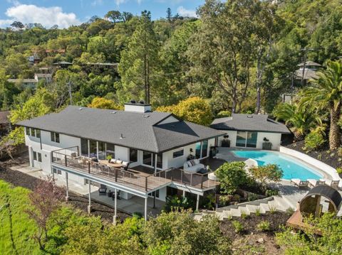 Photo of 105 Oak Ridge Road, San Rafael, CA 94903 (MLS # 326022035)