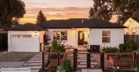 Photo of 230 Chelsea Avenue, Napa, CA 94558 (MLS # 326072963)