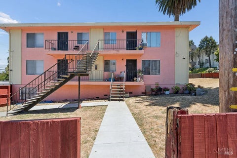 Photo of 900 Santa Clara Street, Vallejo, CA 94590 (MLS # 326064298)