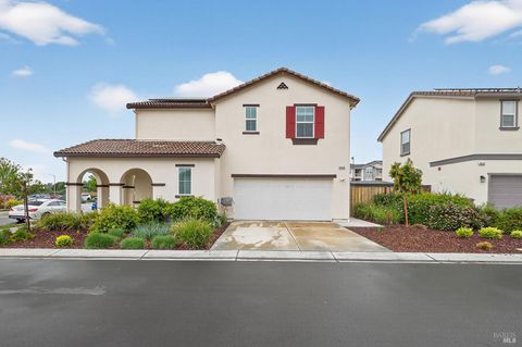Photo of 6042 Oxford Place, Rohnert Park, CA 94928 (MLS # 326026693)
