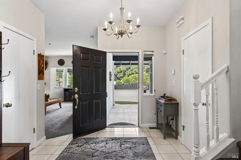 Photo of 586 Hillside Drive, Cloverdale, CA 95425 (MLS # 326026145)