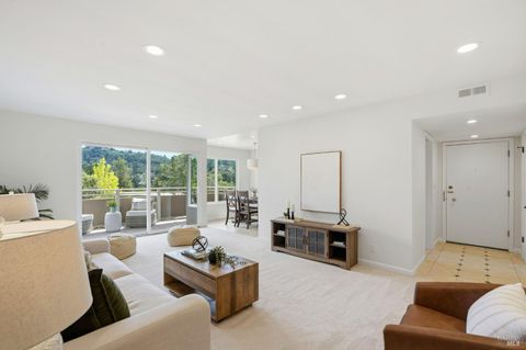 Photo of 103 Pixley Avenue, Corte Madera, CA 94925 (MLS # 326030843)