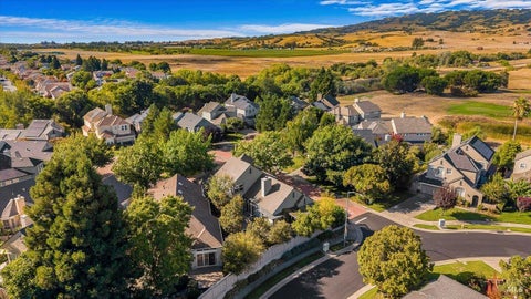 Photo of 3 Vintage Court, Petaluma, CA 94954 (MLS # 326067518)