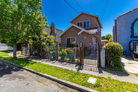 Photo of 317 Central Avenue, Vallejo, CA 94590 (MLS # 326011080)