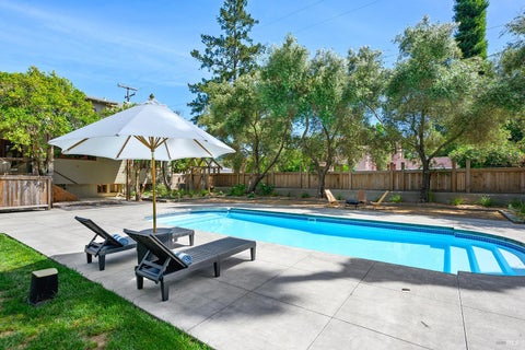 Photo of 438 Matheson Street, Healdsburg, CA 95448 (MLS # 326029964)