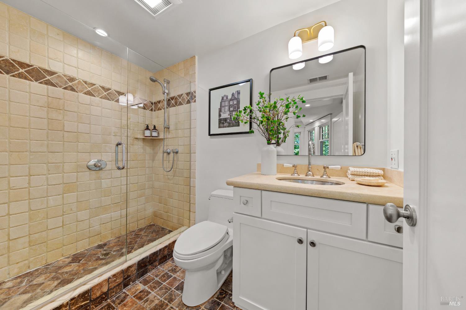 14 Sunny Oaks Drive