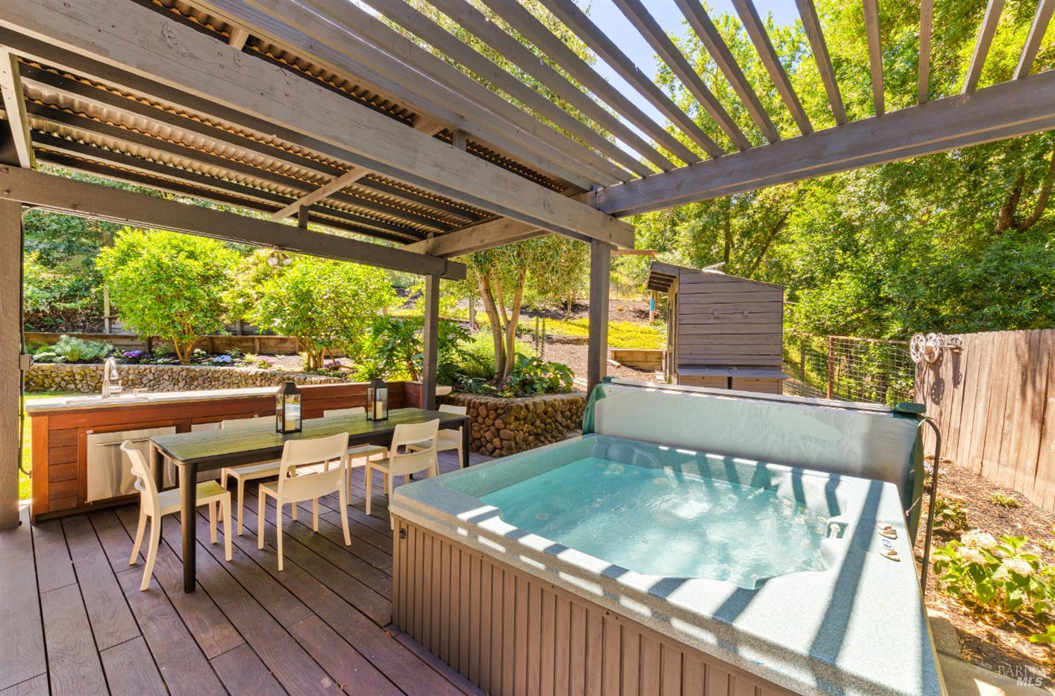 14 Sunny Oaks Drive