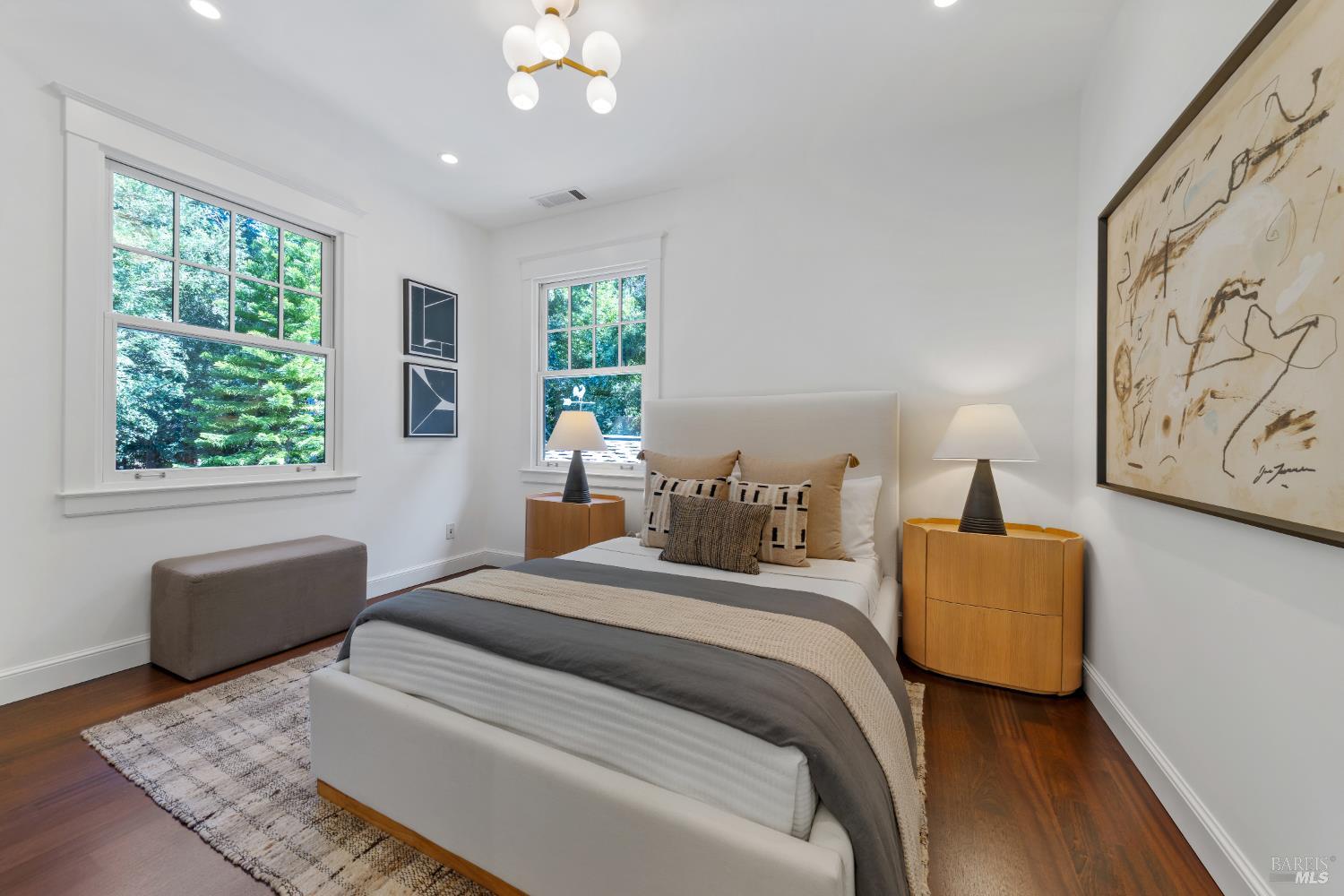 14 Sunny Oaks Drive