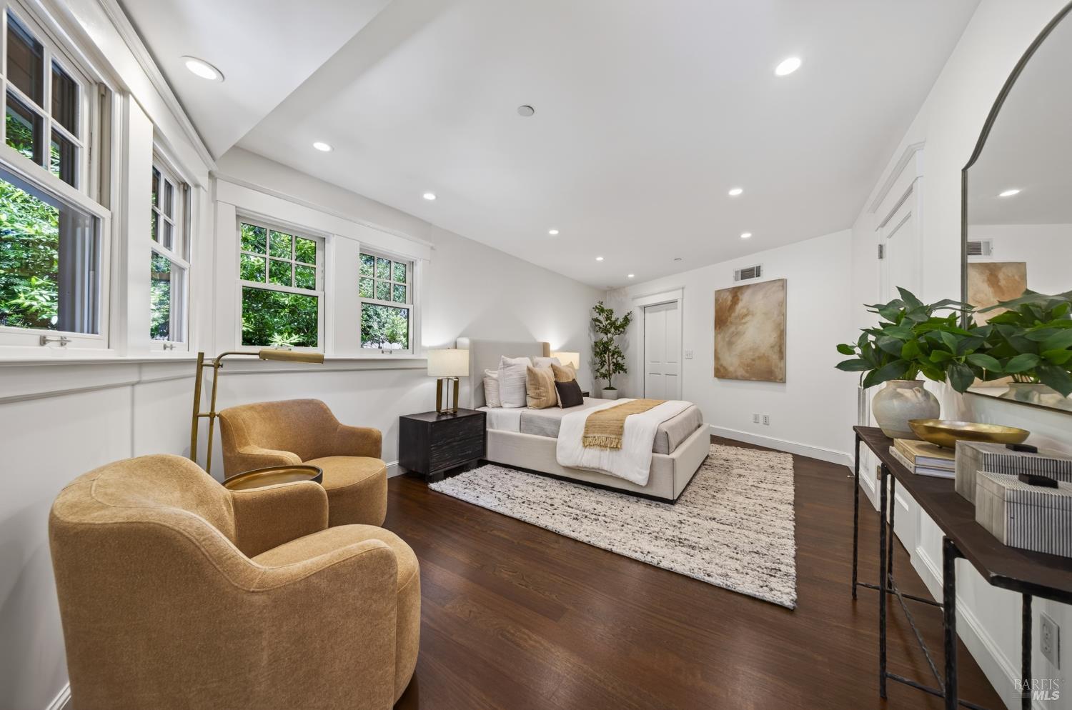 14 Sunny Oaks Drive