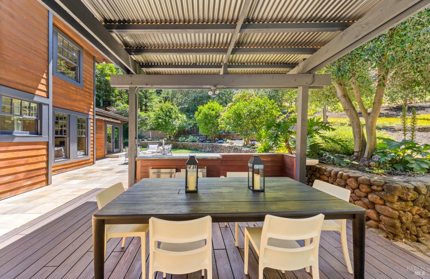 14 Sunny Oaks Drive