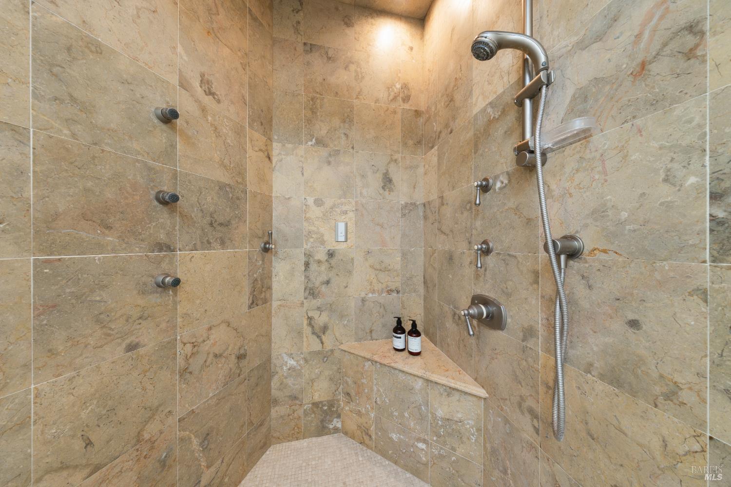 14 Sunny Oaks Drive