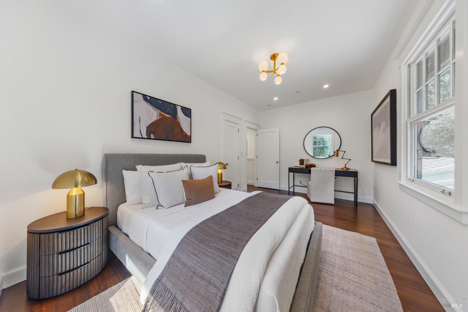 14 Sunny Oaks Drive